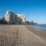 Vistas Al Mar En + Parkig Gratuito Фуенхірола