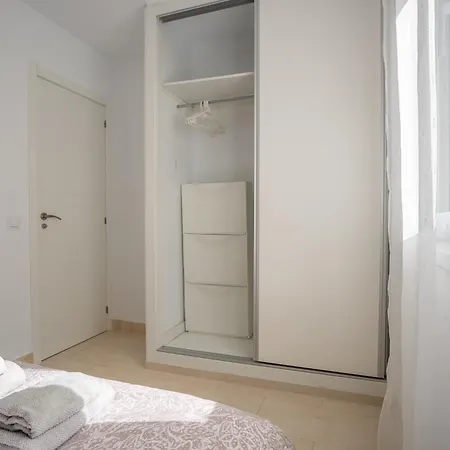 Vistas Al Mar En Parkig Gratuito Апартаменти *