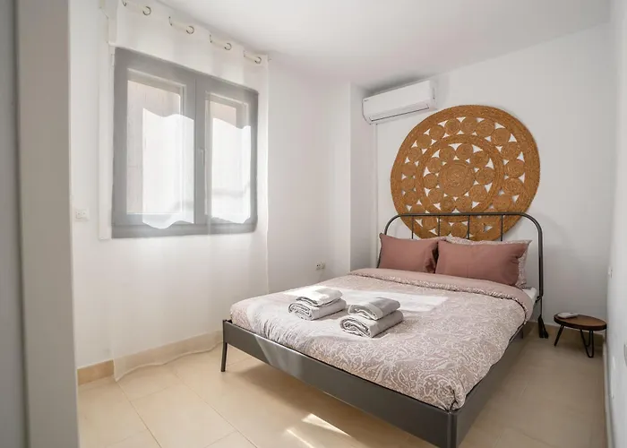 Apartamento Vistas Al Mar En + Parkig Gratuito *